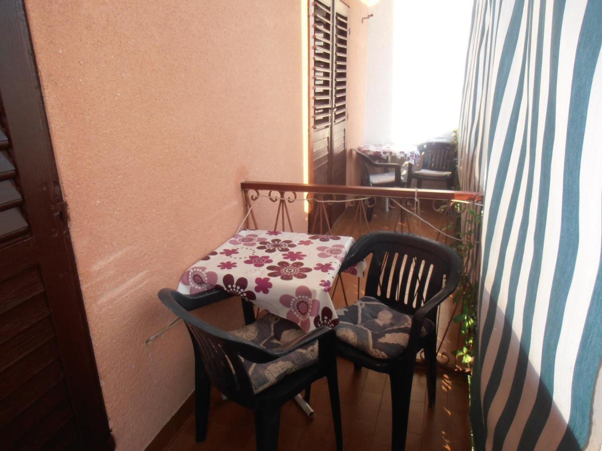 Rusendic Appartement Makarska Buitenkant foto